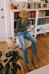 SUPER HIGH RISE DISTRESSED STRAIGHT