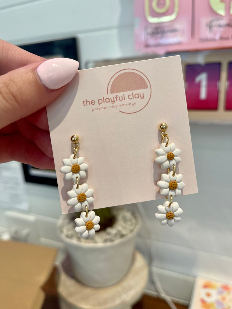Triple Daisy Dangle