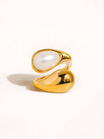 Sloan Pearl Wavy Ring