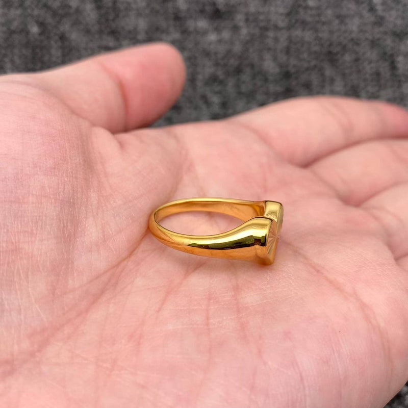 Ray Heart Ring